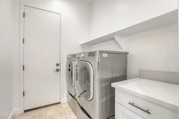 $685,000 | 8723 West Vista Avenue, Glendale, AZ 85305
