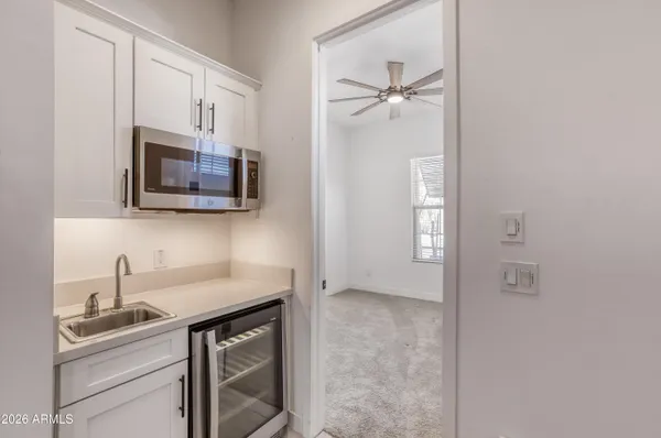 $685,000 | 8723 West Vista Avenue, Glendale, AZ 85305