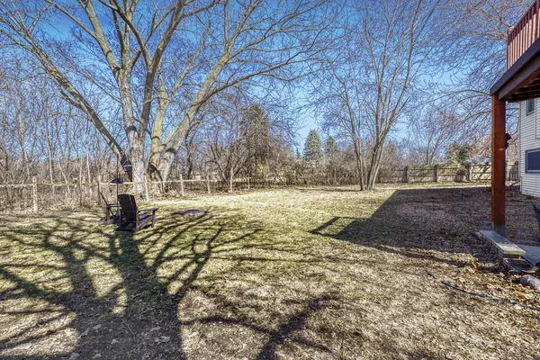 $389,000 | 11132 100th Place North, Maple Grove, MN 55369