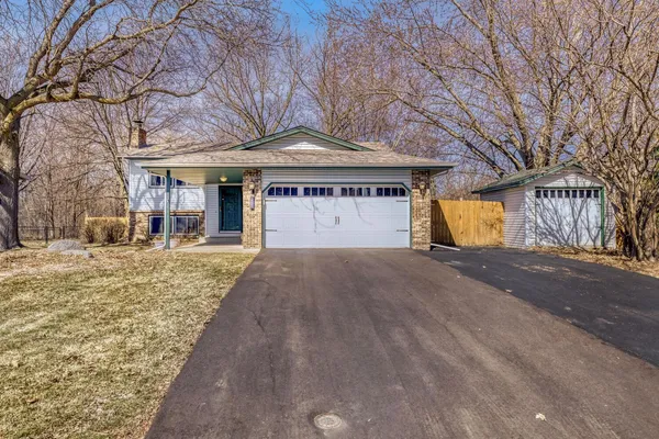 $389,000 | 11132 100th Place North, Maple Grove, MN 55369