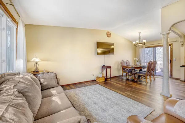 $389,000 | 11132 100th Place North, Maple Grove, MN 55369