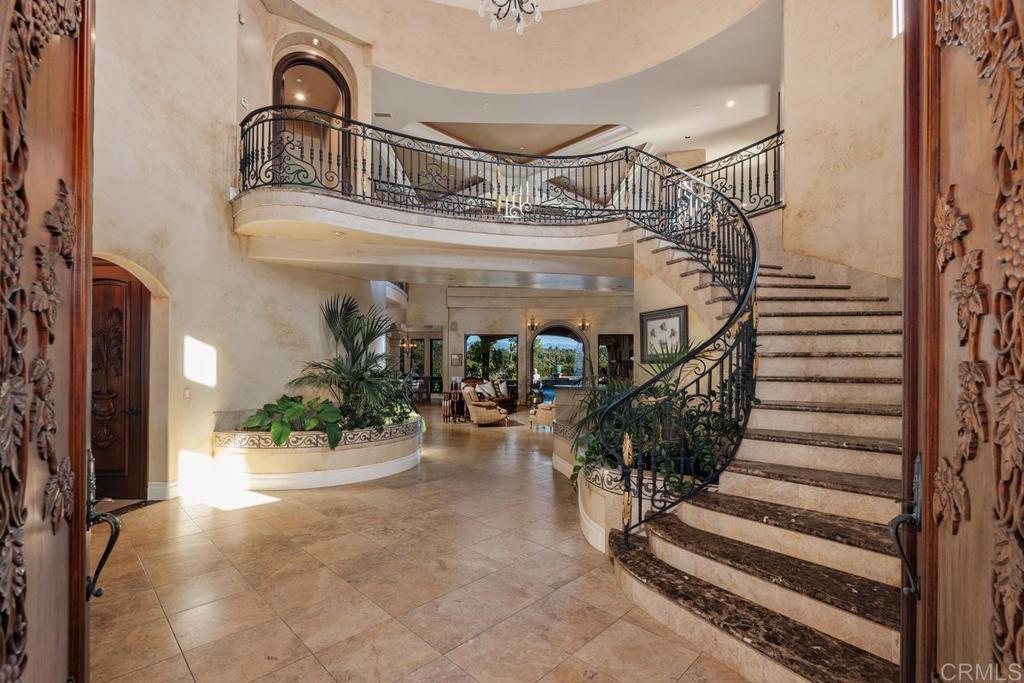 4633 Olive Hill Road Fallbrook, CA 92028 - Photo 4 of 10 a view of entryway