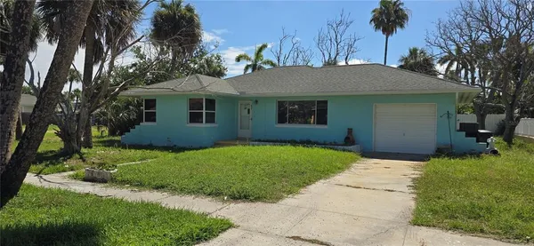 $699,000 | 835 Bruce Avenue, Clearwater Beach, FL 33767