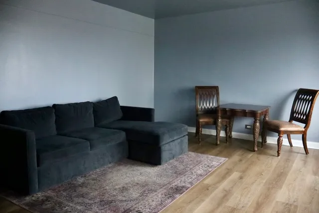 $1,600 | 7337 South South Shore Drive, Unit 708, Chicago, IL 60649