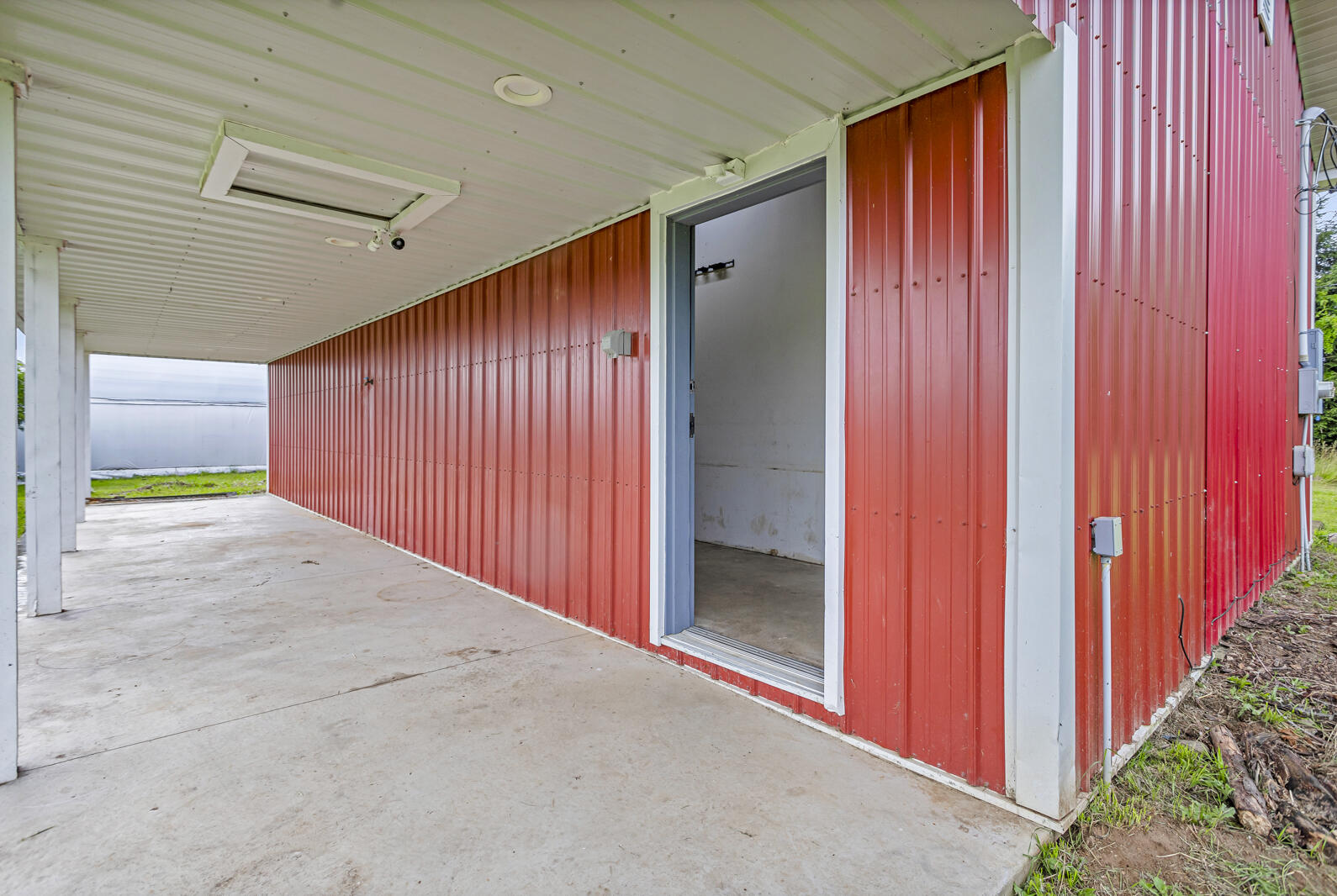 7437 Mathews Road Spring Arbor, MI 49283 - Photo 5 of 46 0N0A9217