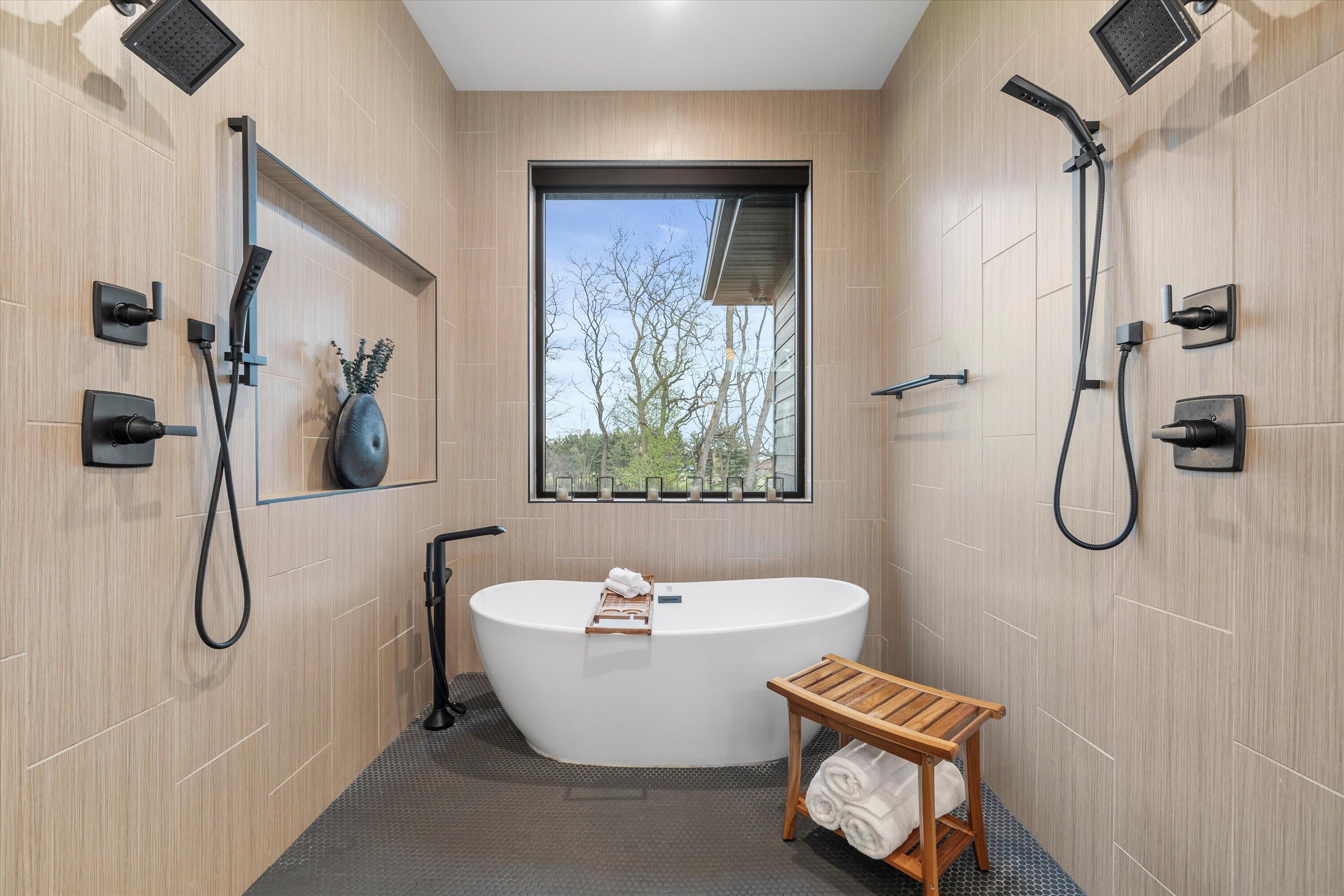 815 North English Settlement Avenue Rochester, WI 53105 - Photo 28 of 88 En Suite