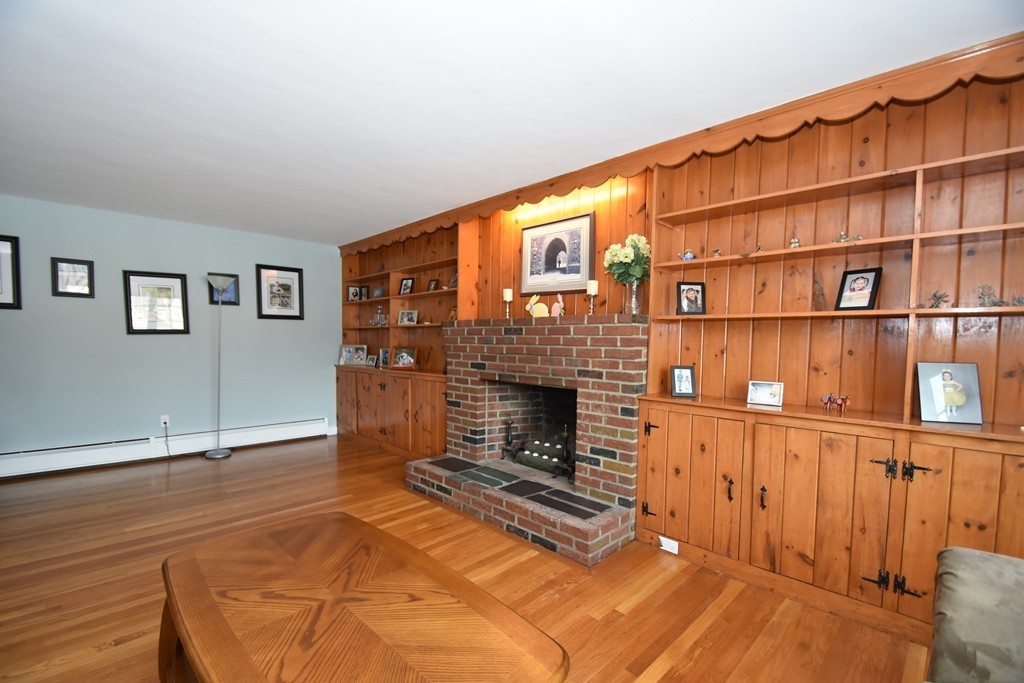 8 Burton Road Burlington, MA 01803 - Photo 8 of 19 Gallery Image 8