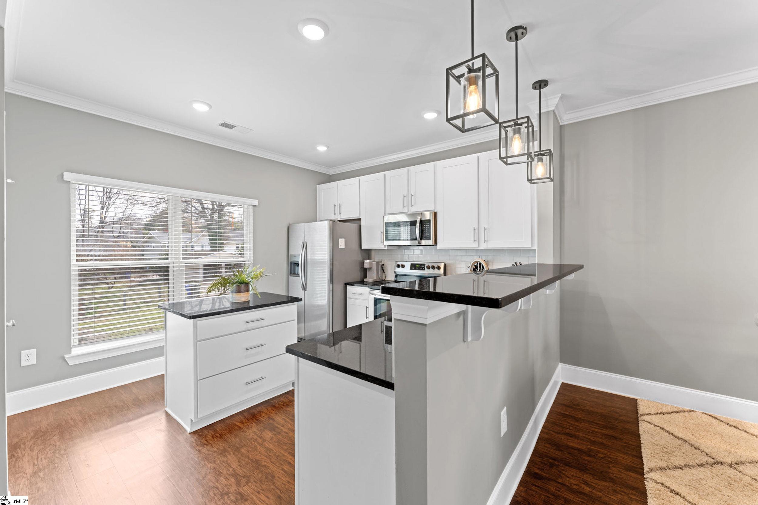 1505 East North Street, Unit 2104 Greenville, SC 29607 - Photo 12 of 41
