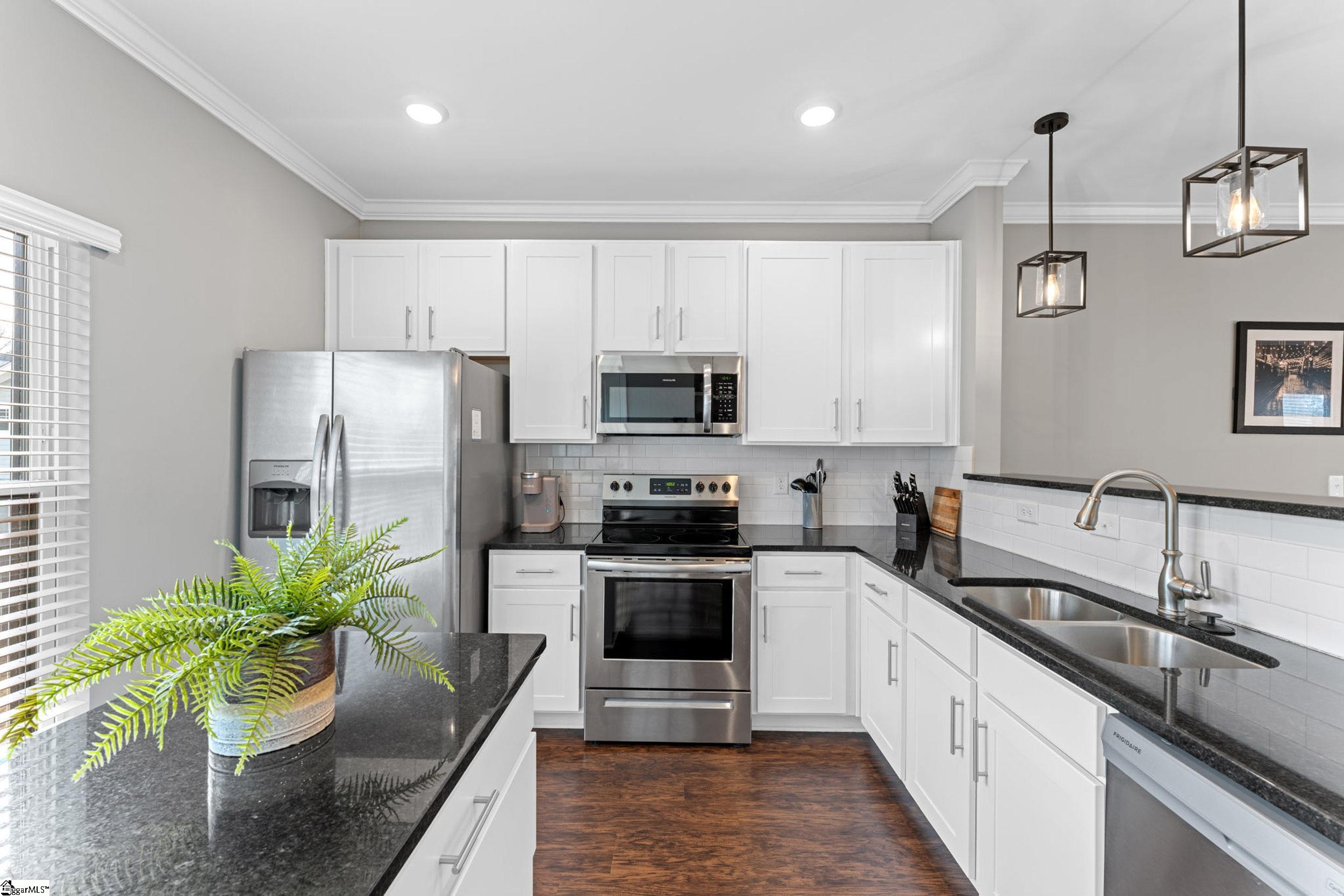 1505 East North Street, Unit 2104 Greenville, SC 29607 - Photo 13 of 41
