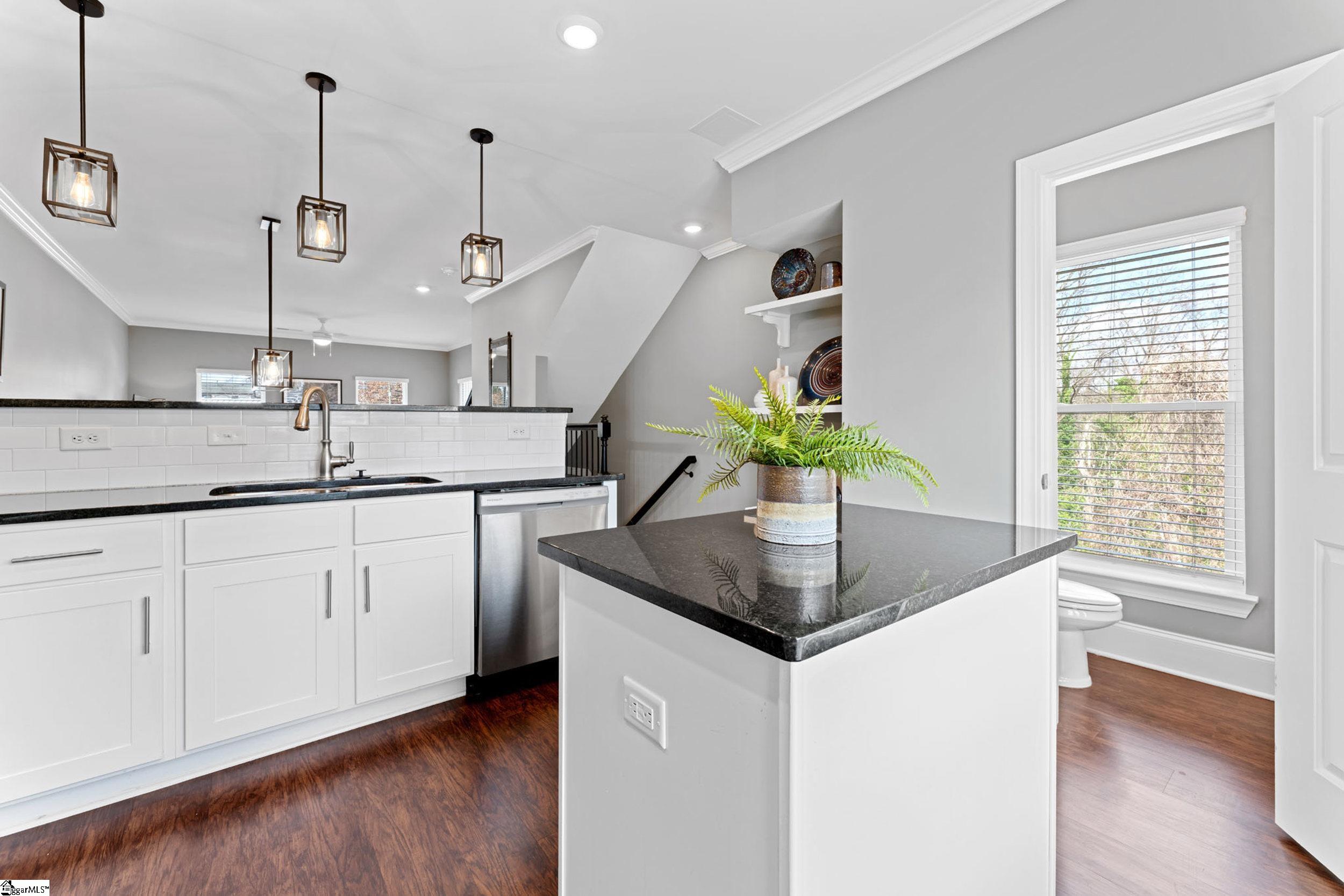 1505 East North Street, Unit 2104 Greenville, SC 29607 - Photo 15 of 41