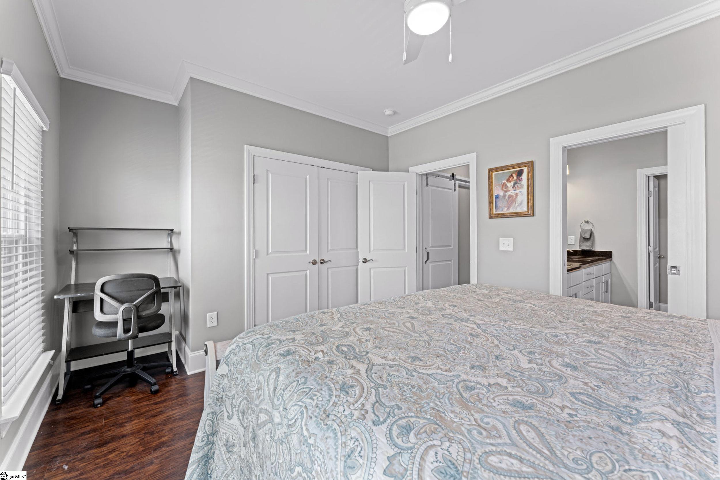 1505 East North Street, Unit 2104 Greenville, SC 29607 - Photo 29 of 41