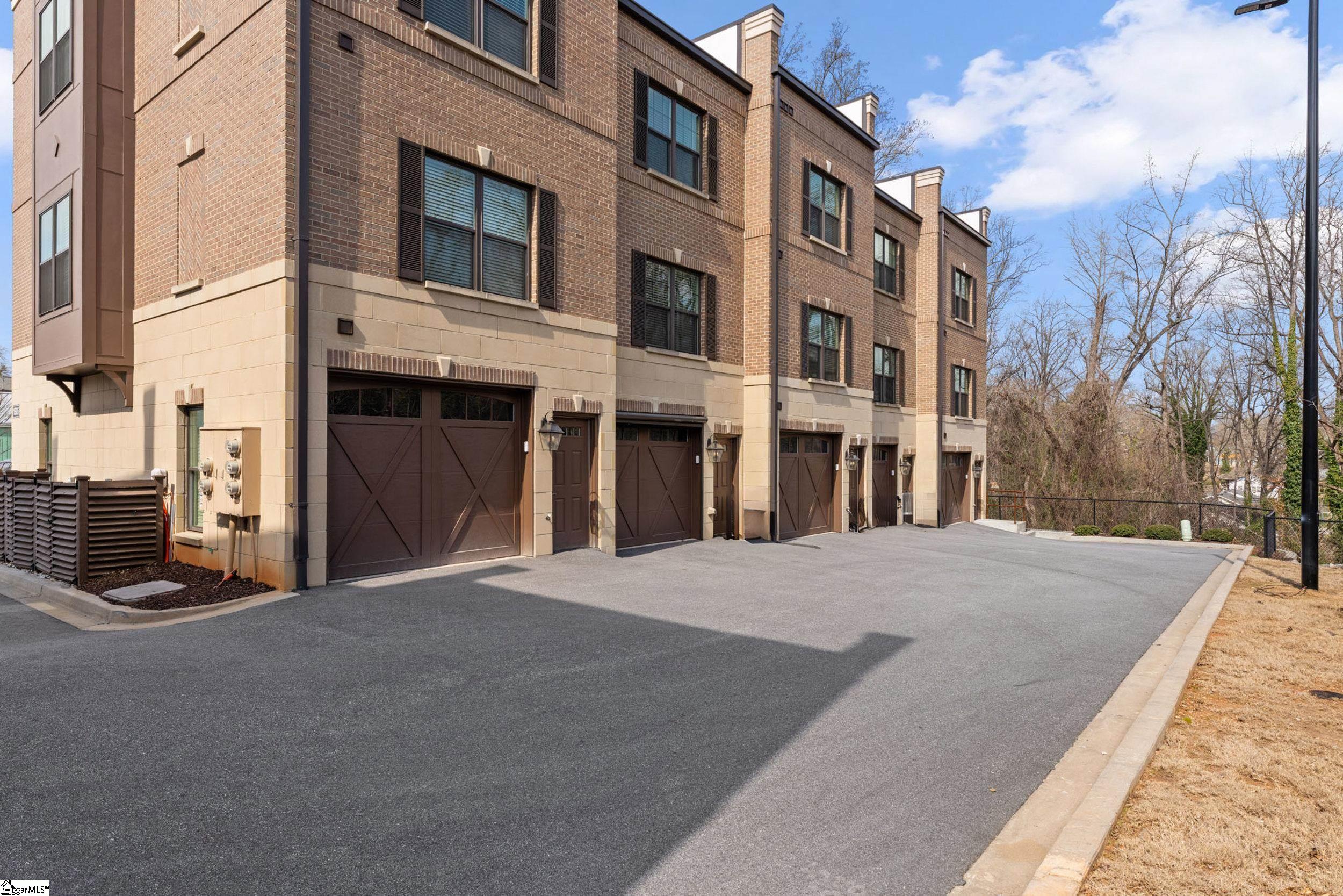1505 East North Street, Unit 2104 Greenville, SC 29607 - Photo 39 of 41