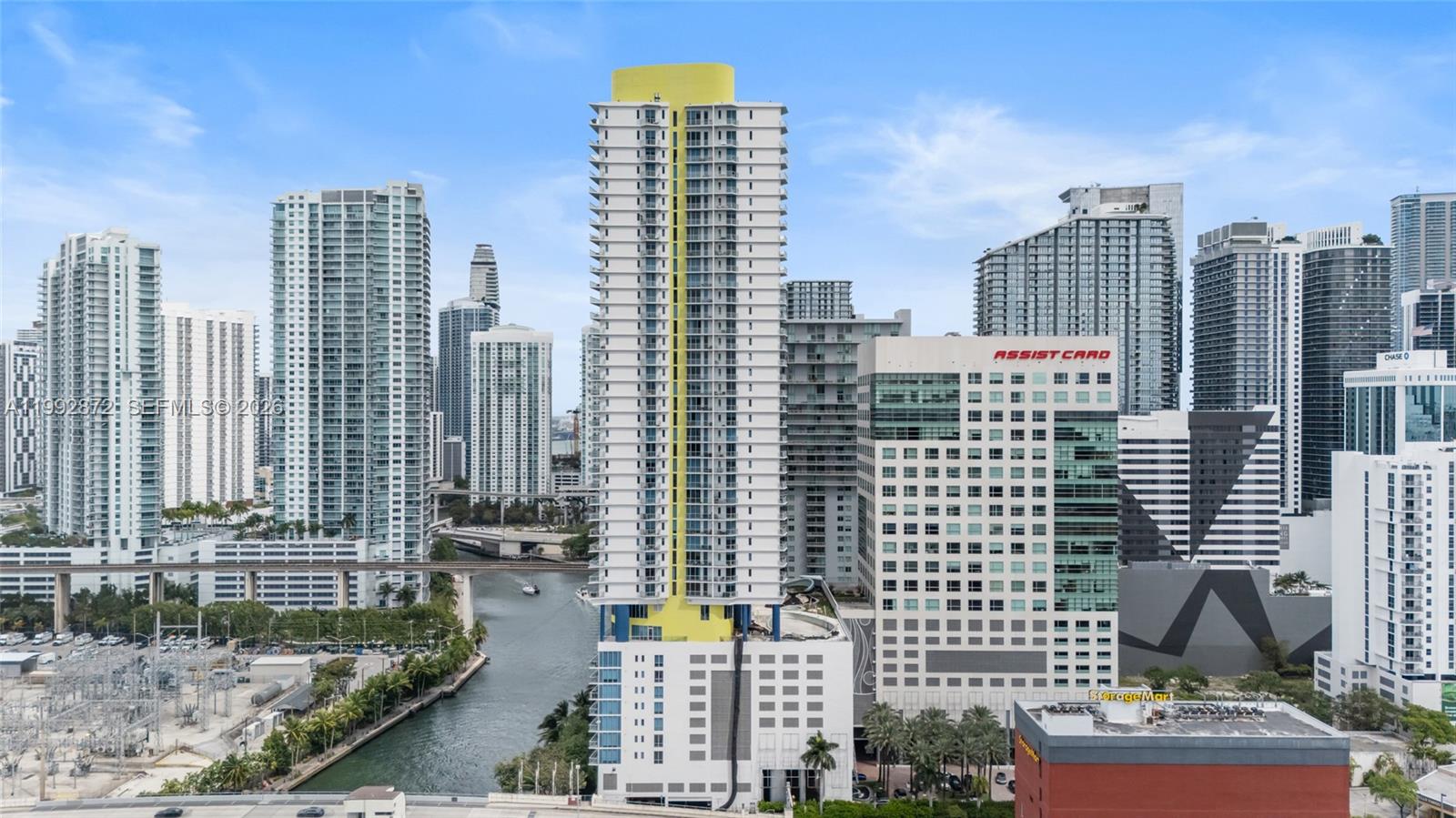 185 Southwest 7th Street, Unit 3414 Miami, FL 33130 - Photo 4 of 32 a city view with tall buildings