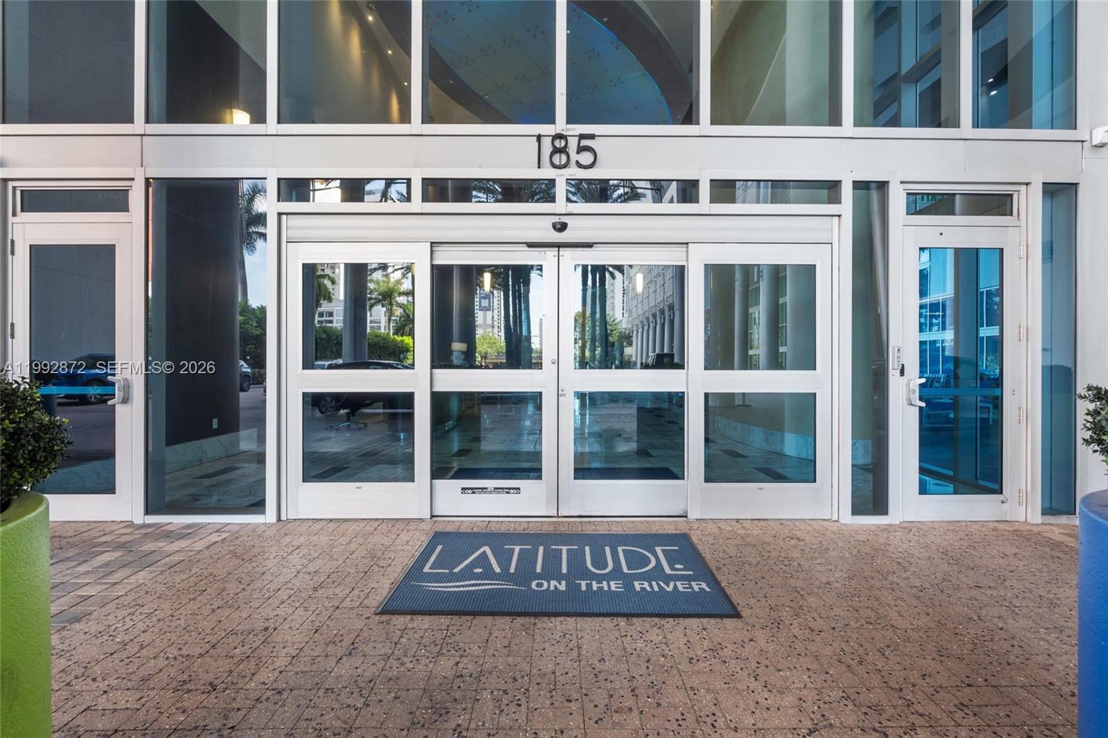 185 Southwest 7th Street, Unit 3414 Miami, FL 33130 - Photo 5 of 32 a view of a building with a entrance