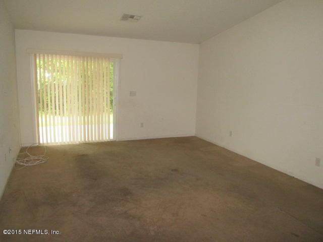 3994 Trail Ridge Road Middleburg, FL 32068 - Photo 5 of 15 Living room