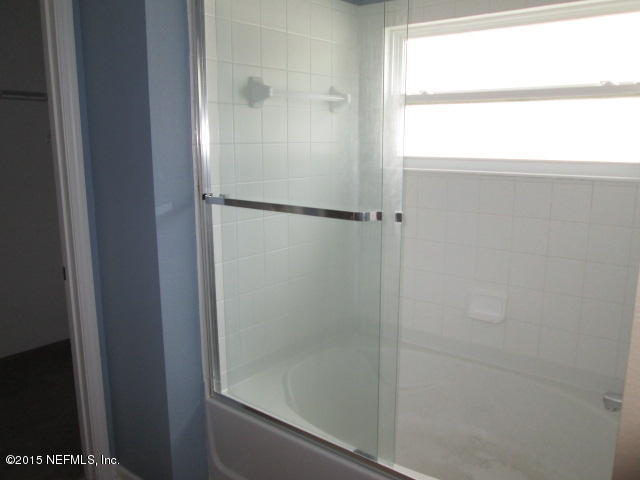 3994 Trail Ridge Road Middleburg, FL 32068 - Photo 8 of 15 Master bathroom 2