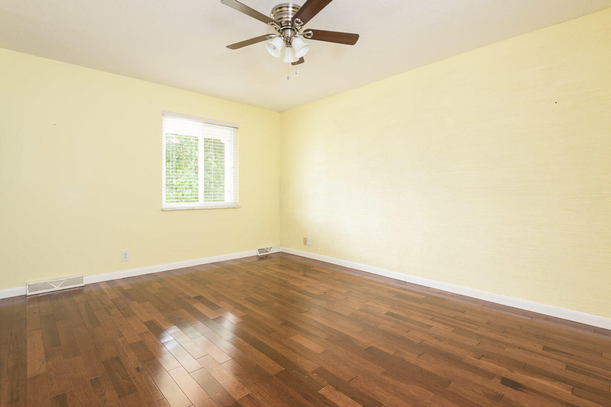 1004 Kevin Road Knoxville, TN 37923 - Photo 14 of 16 2nd Master Bedroom