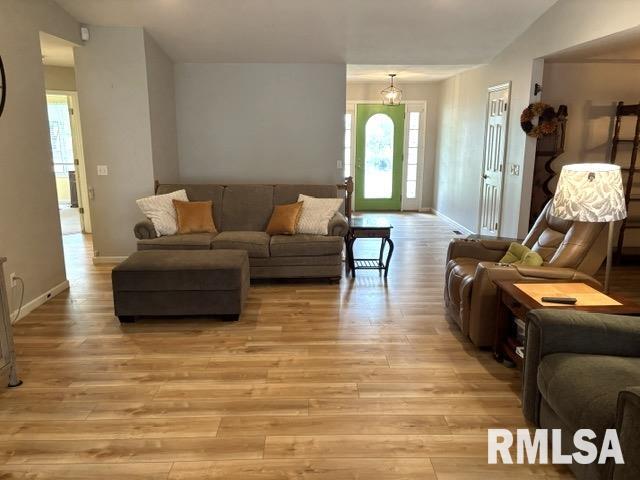 4528 Barrington Drive Springfield, IL 62711 - Photo 20 of 61 Gallery Image 20