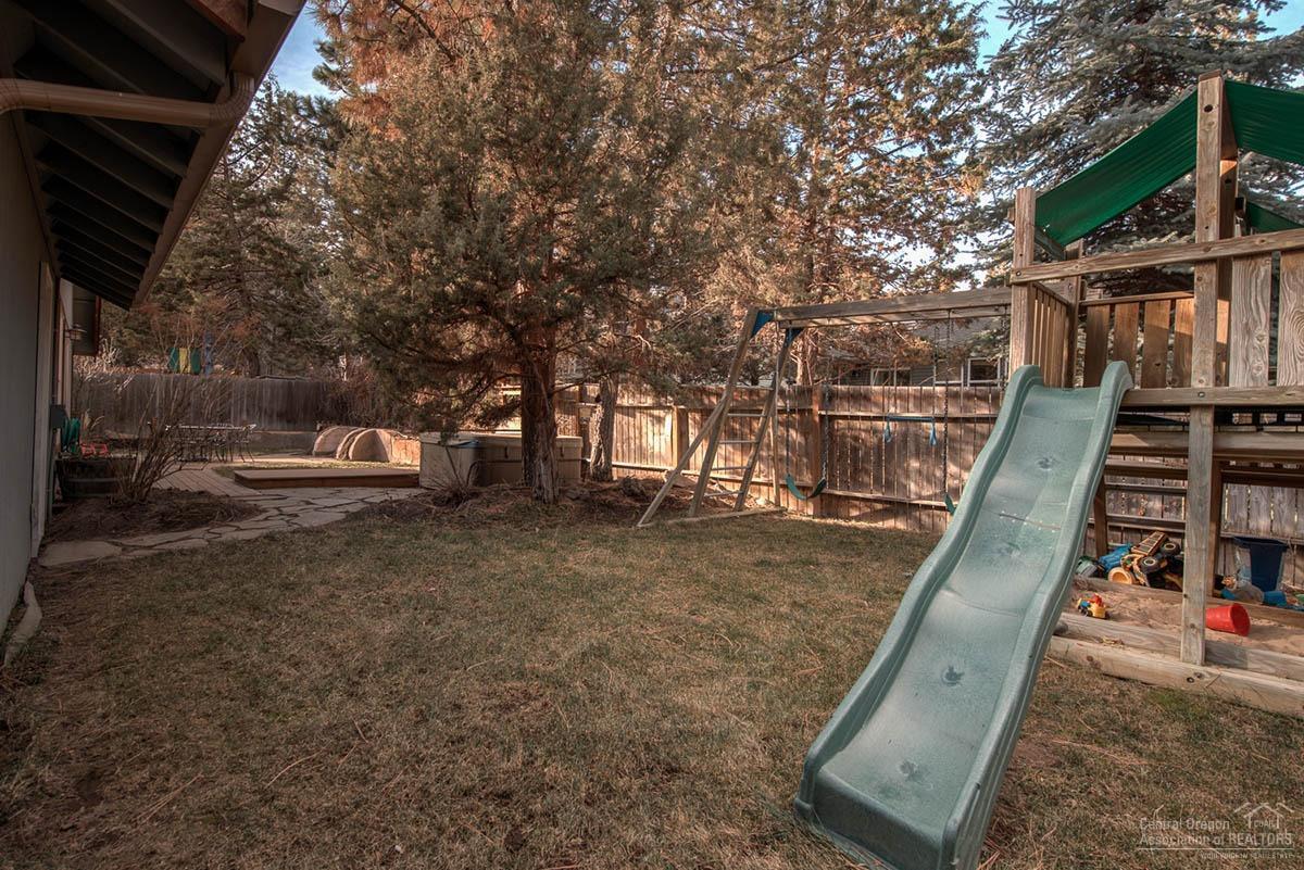 1109 Northwest Stannium Road Bend, OR 97703 - Photo 20 of 25 Additional Photo