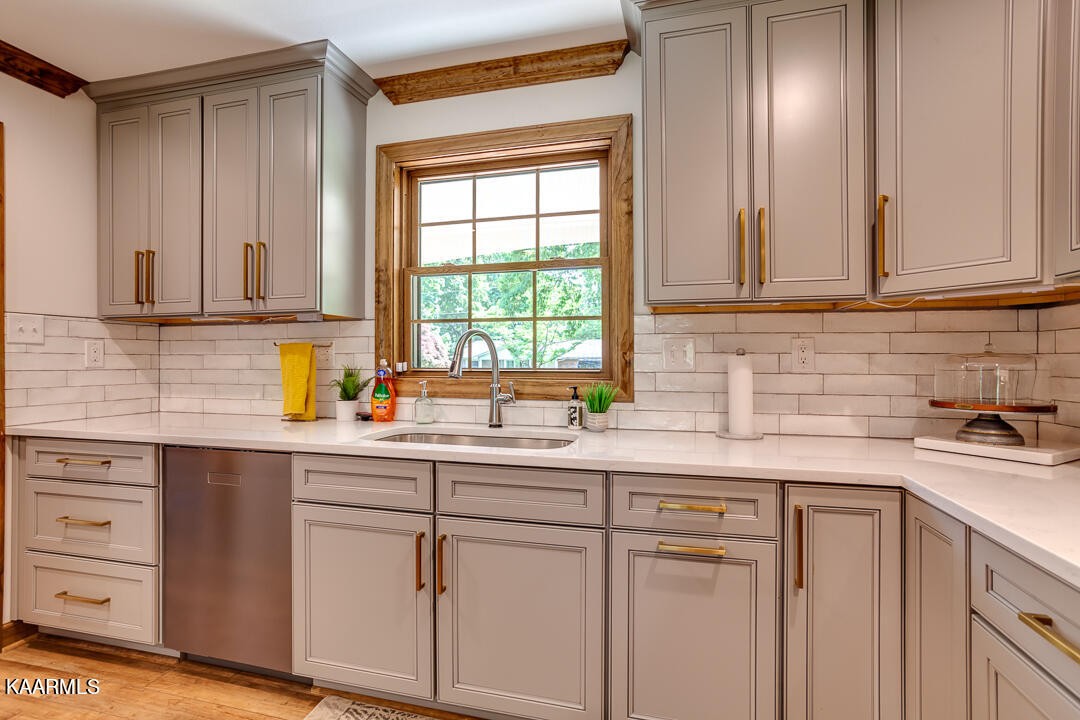 309 Gardner Road Powell, TN 37849 - Photo 8 of 60 Gallery Image 8