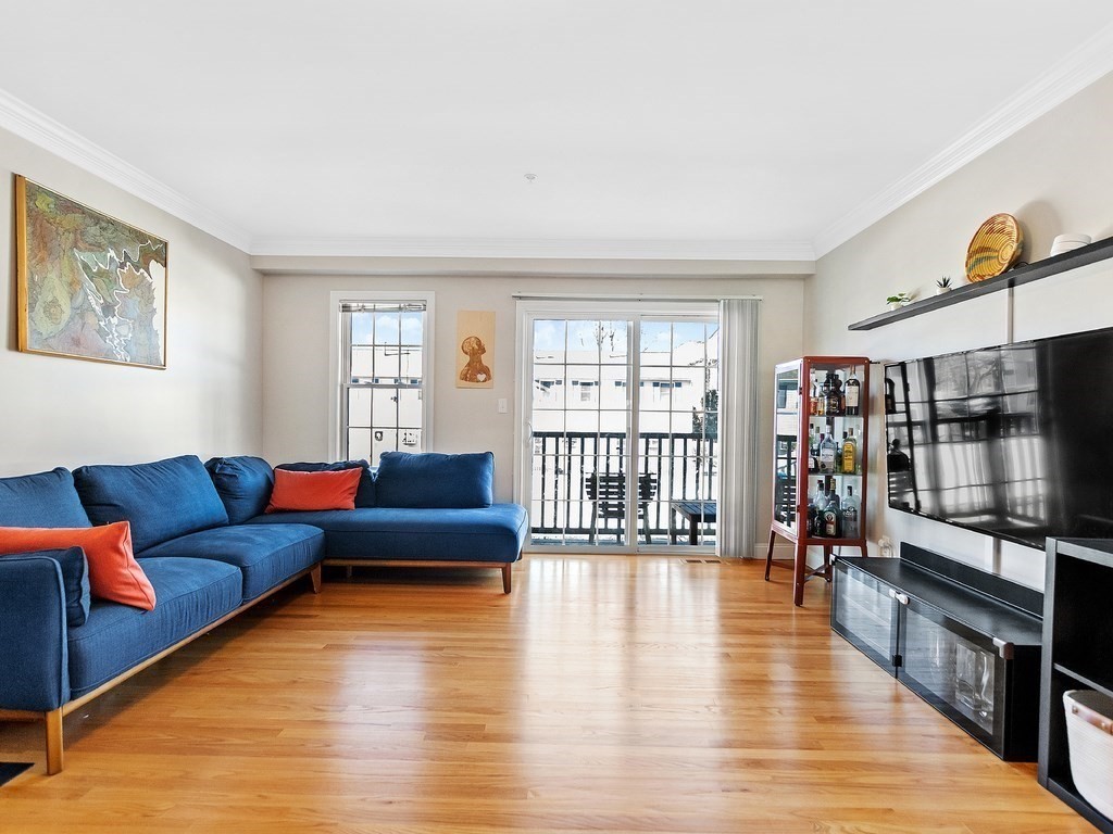 32 Common Street, Unit 23 Waltham, MA 02451 - Photo 10 of 34