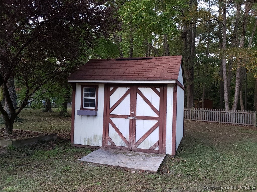 8961 Cuba Road Hayes, VA 23072 - Photo 25 of 31 Gallery Image 25