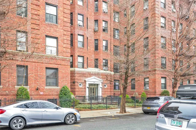 a car parked in front of a building