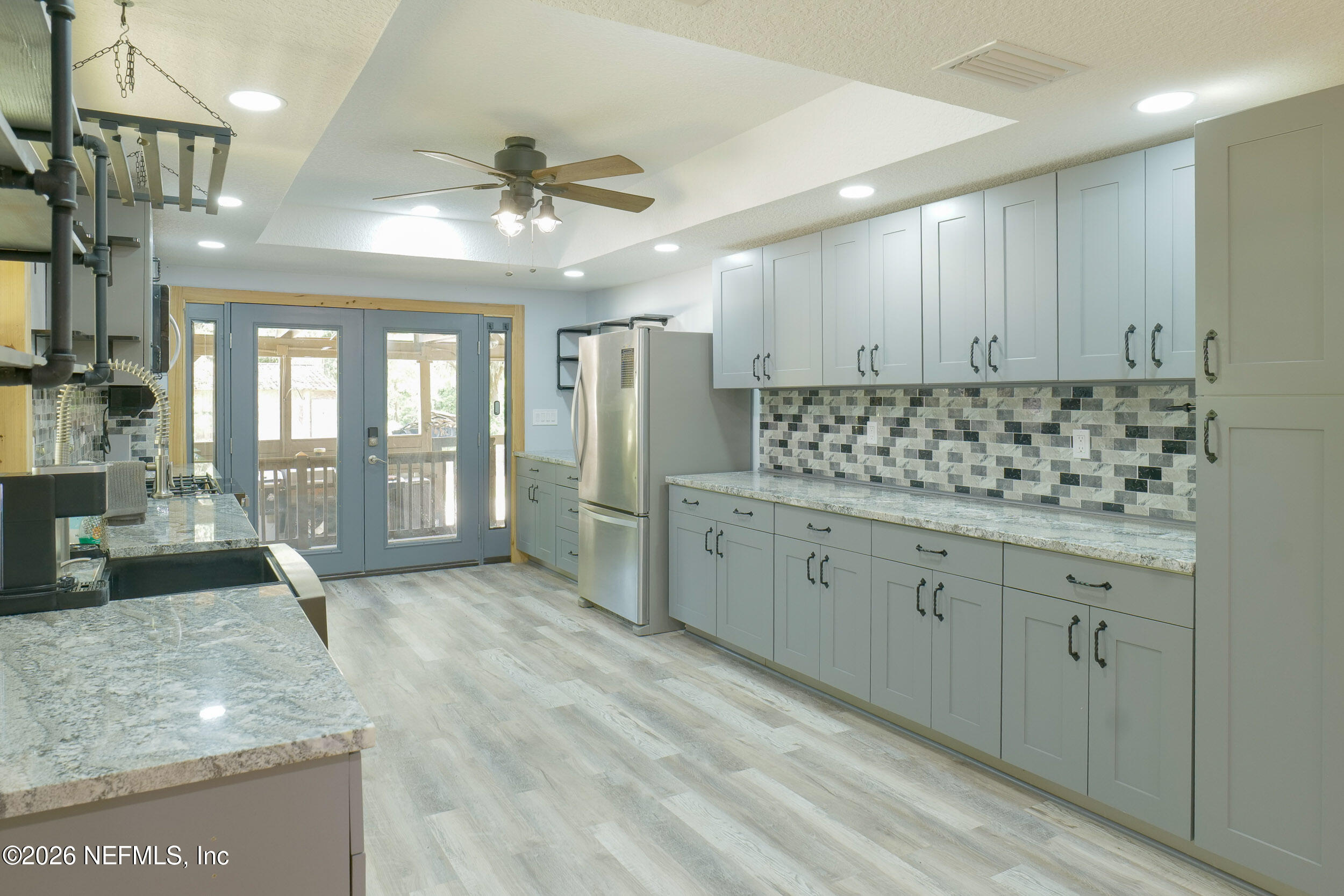 11325 Young Road Jacksonville, FL 32218 - Photo 10 of 27 Kitchen alt view counter space