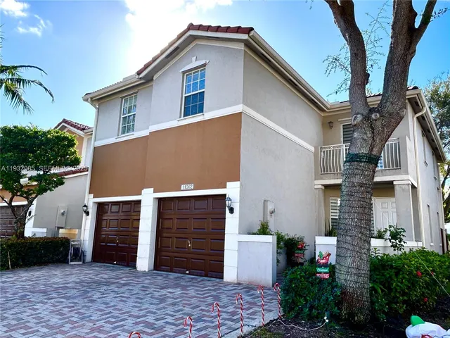 $4,200 | 11562 Northwest 80th Street, Doral, FL 33178