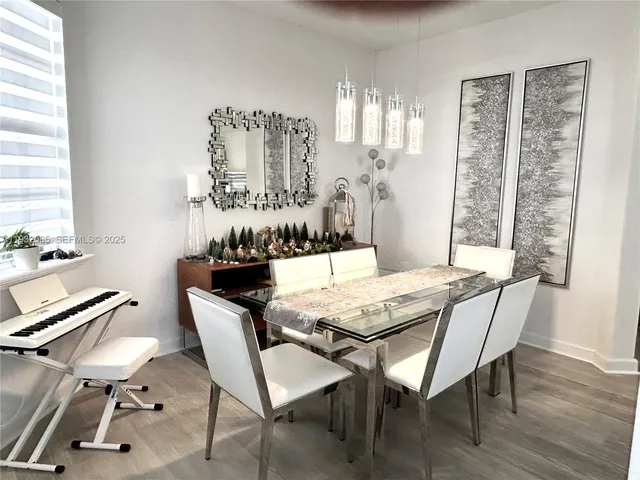 $4,200 | 11562 Northwest 80th Street, Doral, FL 33178