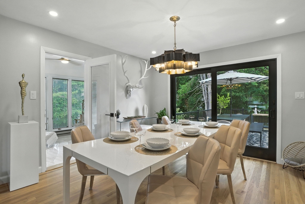 30 Linda Road Andover, MA 01810 - Photo 13 of 42 a view of a dining room and livingroom view