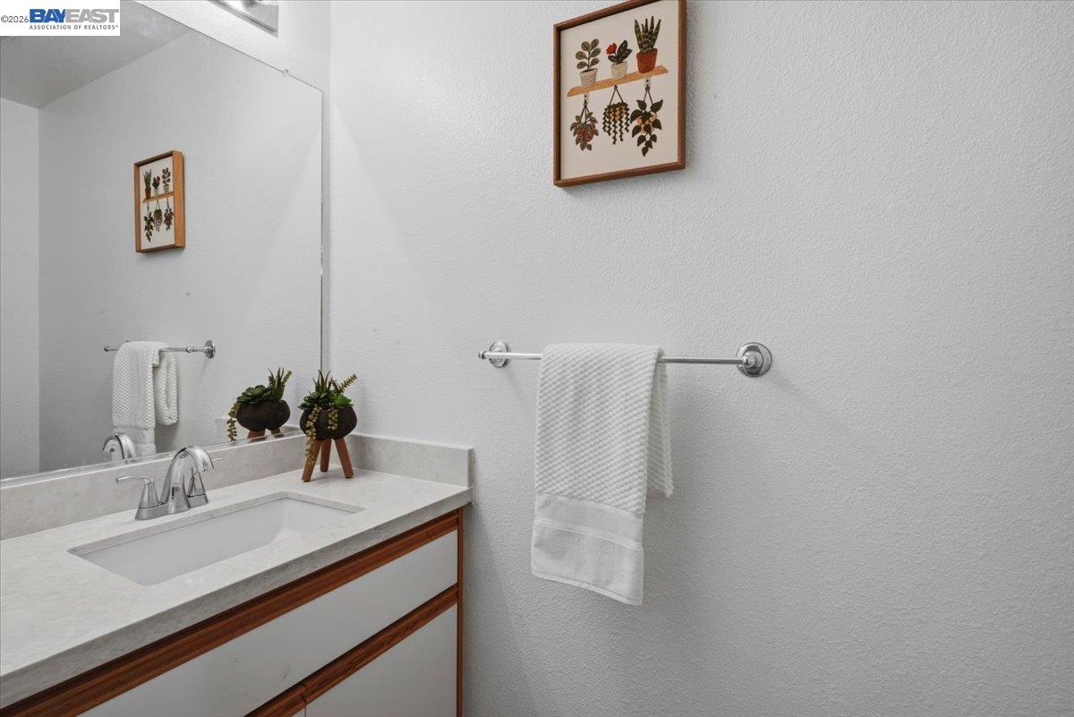2598 Oak Road, Unit 284 Walnut Creek, CA 94597 - Photo 13 of 33 Gallery Image 13