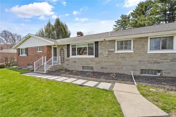 $335,000 | 104 Tolbert Drive, Clay, NY 13212