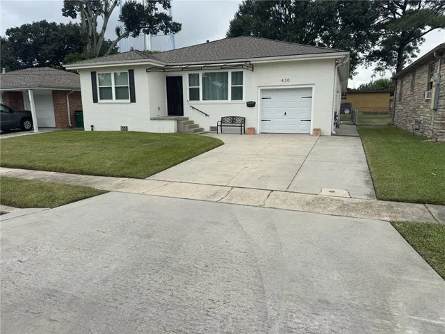 $2,175 | 430 Olive Avenue, Harvey, LA 70058