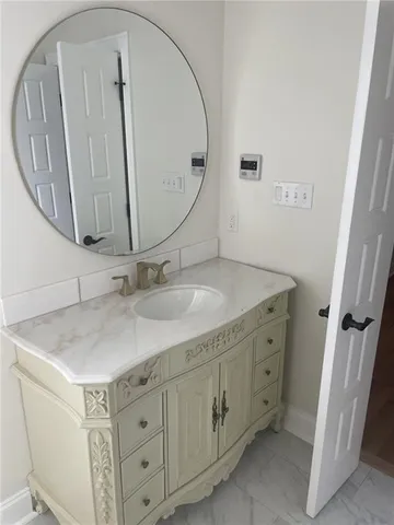 $2,175 | 430 Olive Avenue, Harvey, LA 70058