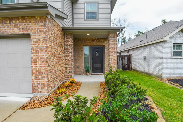 $2,100 | 22707 Bolanzo Lane, New Caney, TX 77357