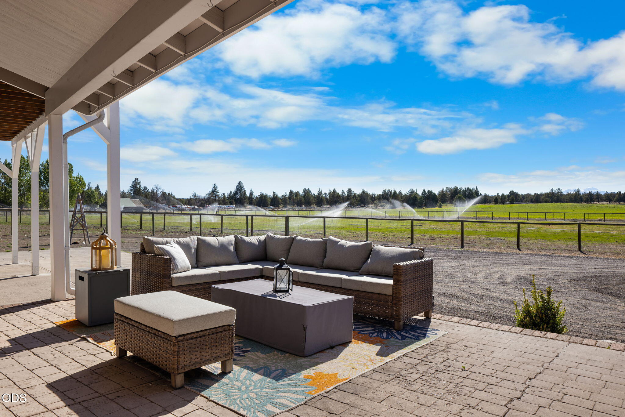 24605 Dodds Road Bend, OR 97701 - Photo 43 of 67