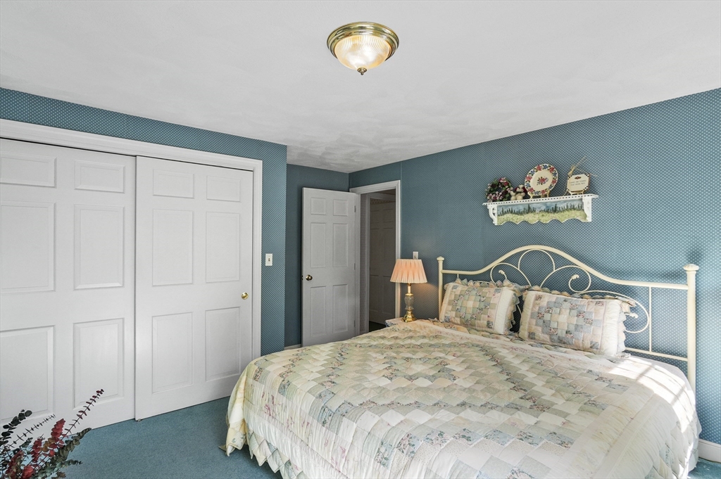163 Stonecleave Road North Andover, MA 01845 - Photo 24 of 41 Gallery Image 24