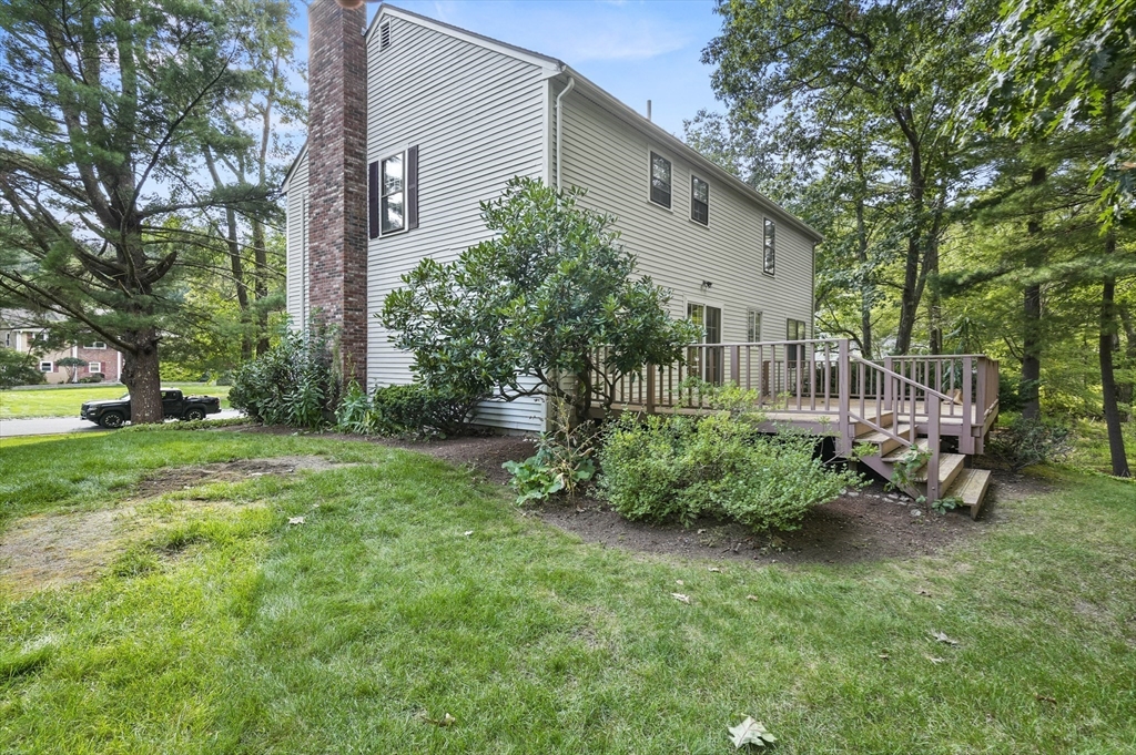 163 Stonecleave Road North Andover, MA 01845 - Photo 5 of 41 Gallery Image 5