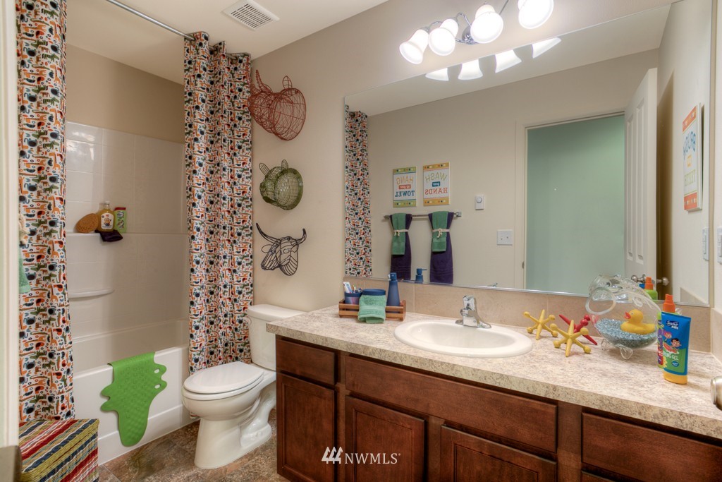 4863 East R Street, Unit 3001 Tacoma, WA 98404 - Photo 14 of 20 Gallery Image 14