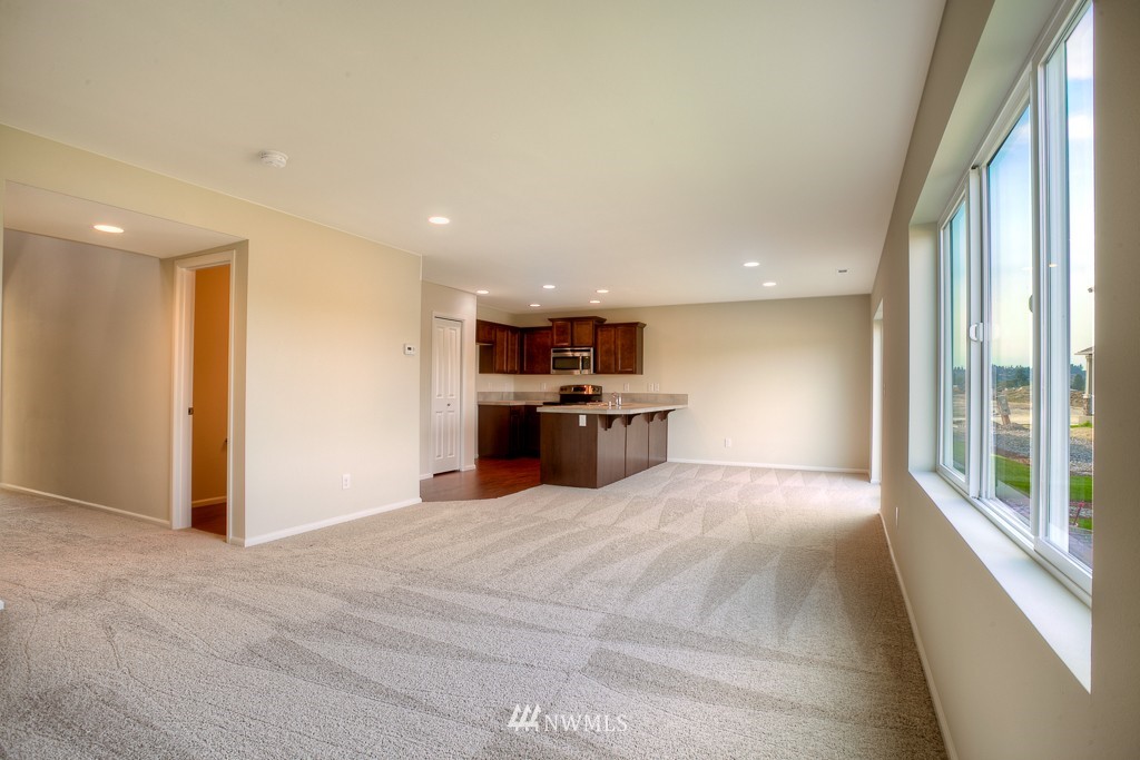 4863 East R Street, Unit 3001 Tacoma, WA 98404 - Photo 5 of 20 Gallery Image 5