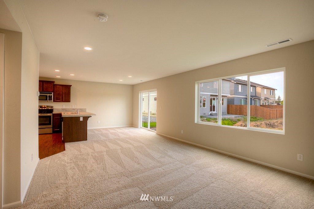 4863 East R Street, Unit 3001 Tacoma, WA 98404 - Photo 10 of 20 Gallery Image 10