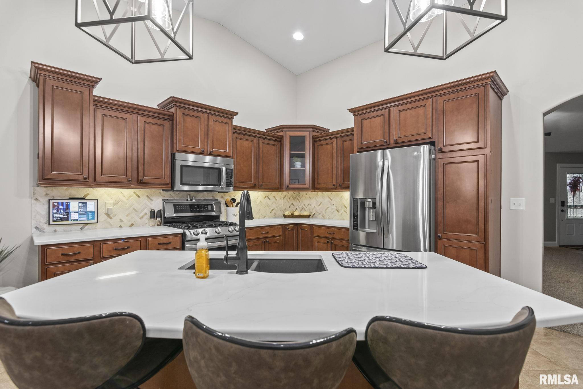 2703 Rutherford Trek Springfield, IL 62711 - Photo 6 of 50 Gallery Image 6
