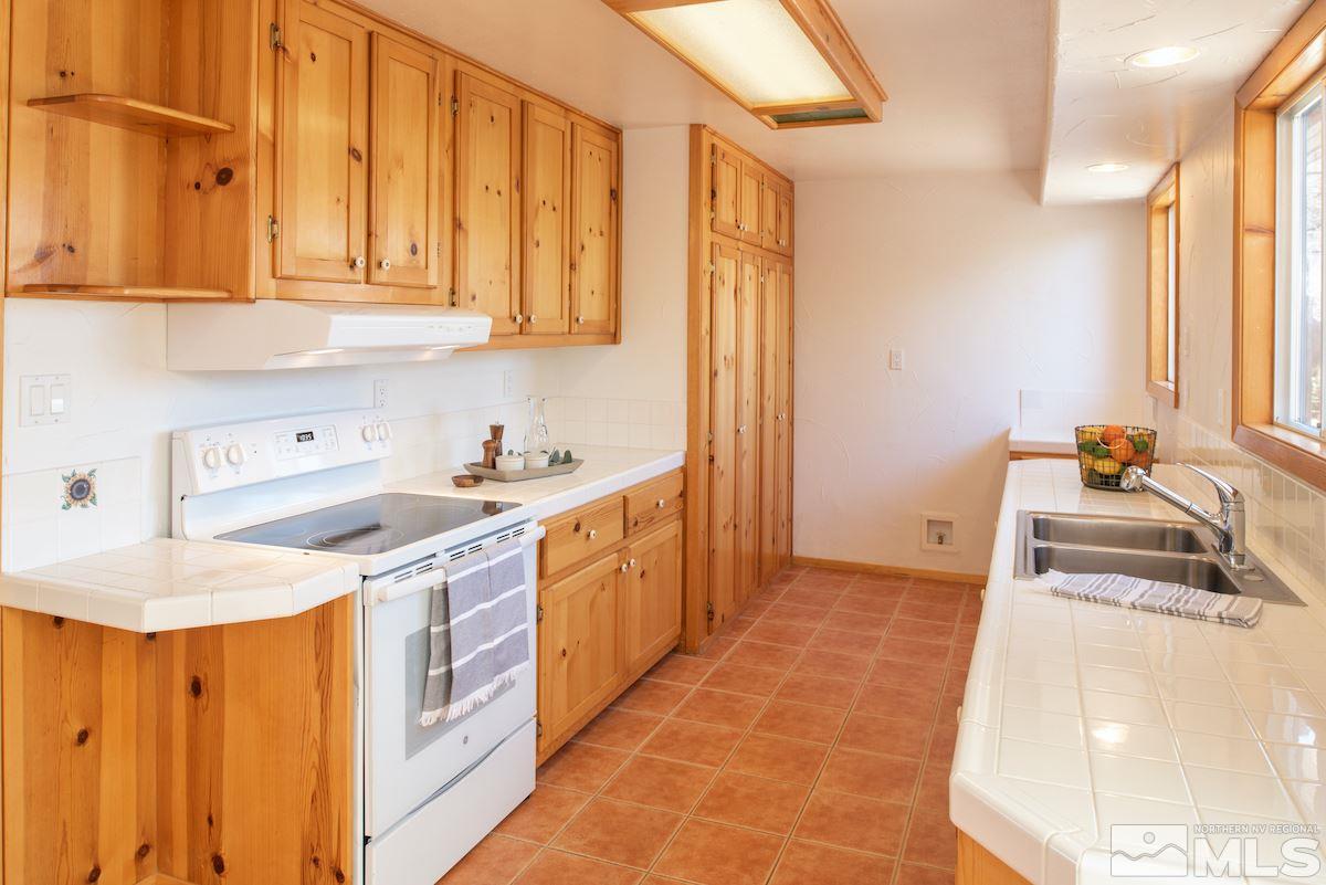 11537 Tupelo Street Reno, NV 89506 - Photo 9 of 39 Photo 9