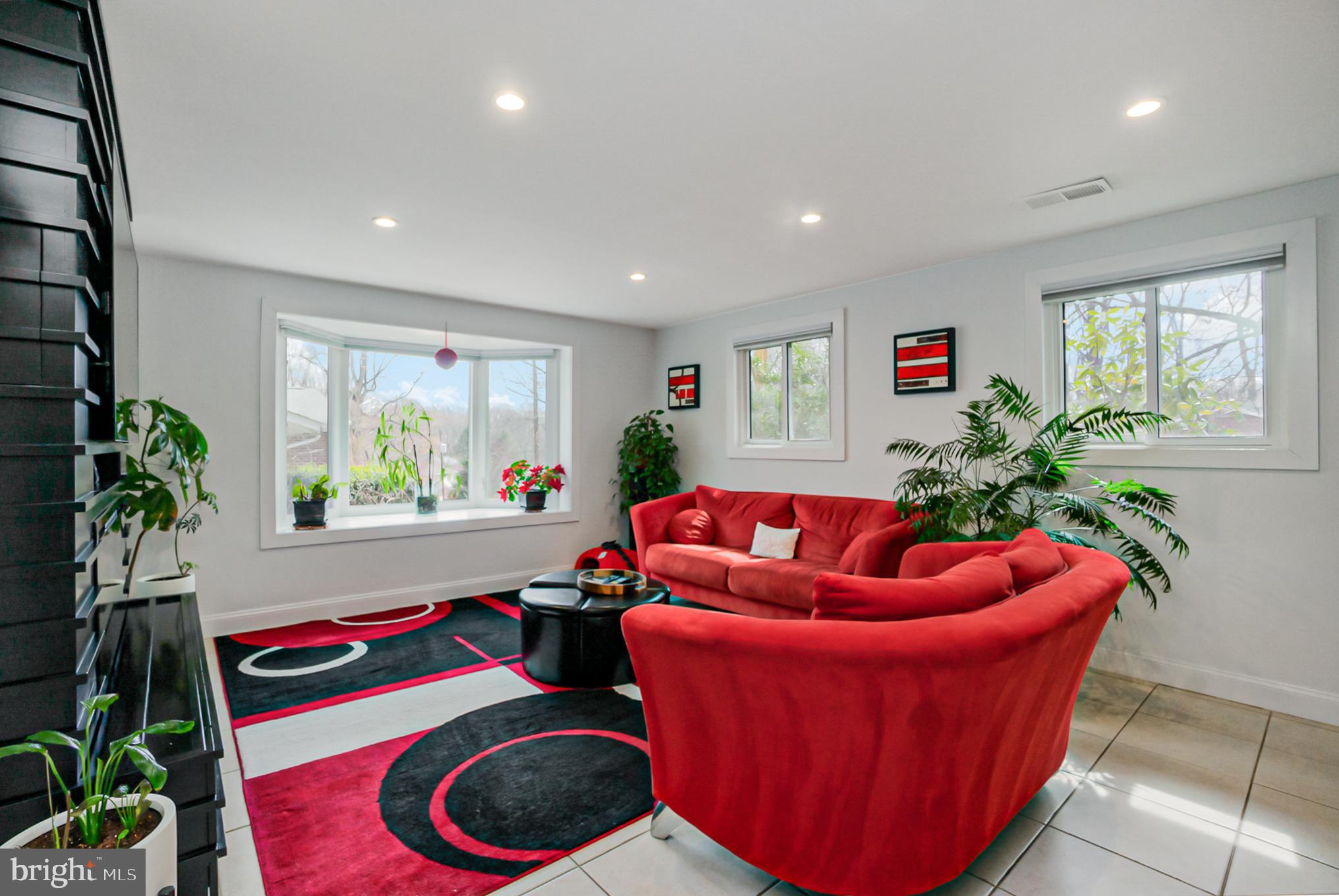 10621 Glenwild Road Silver Spring, MD 20901 - Photo 21 of 37 Gallery Image 21