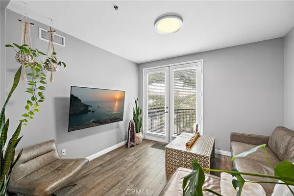 $630,000 | 1801 East Katella Avenue, Unit 4005, Anaheim, CA 92805