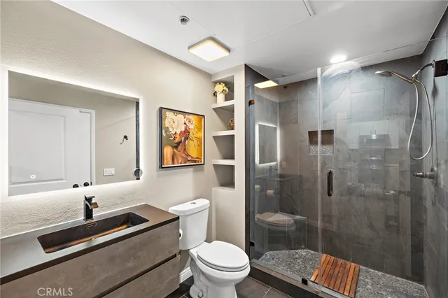 $699,888 | 1801 East Katella Avenue, Unit 4005, Anaheim, CA 92805