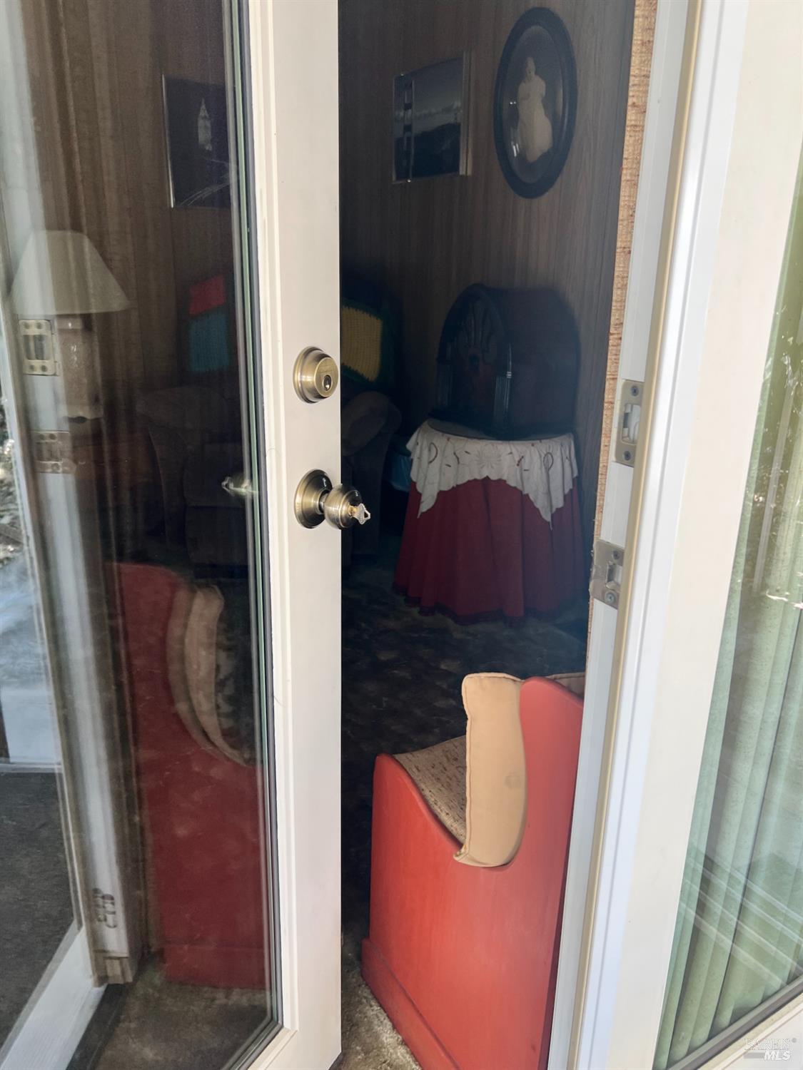 159 Apple Lane Santa Rosa, CA 95407 - Photo 5 of 19 Welcome. Come right in.