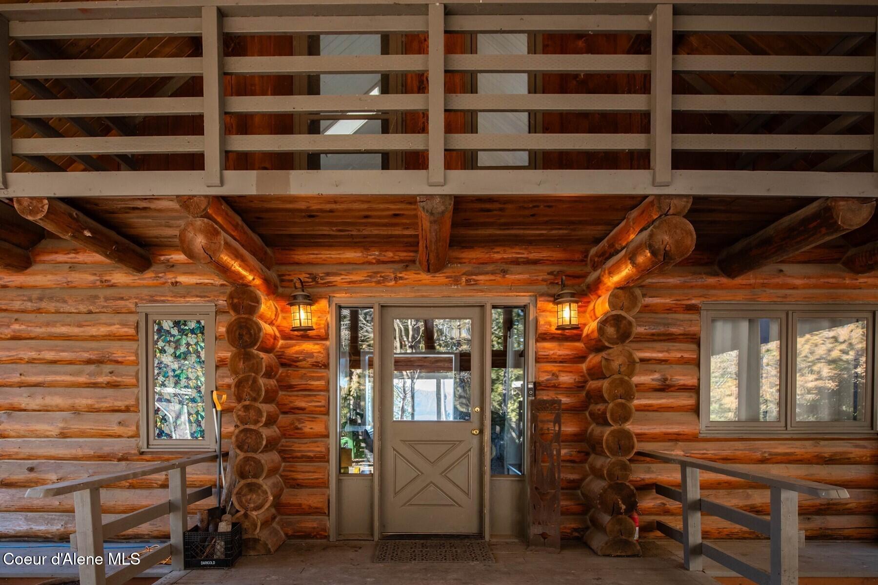 480 Sunnyside Ridge Road Sandpoint, ID 83864 - Photo 5 of 81 Front door