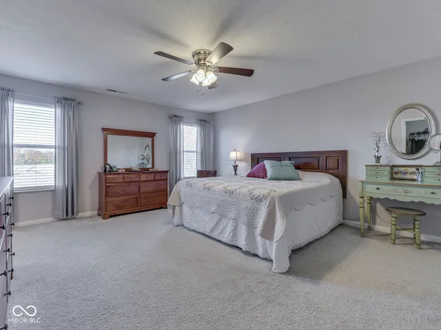 $399,900 | 1618 Woodside Circle, Franklin, IN 46131